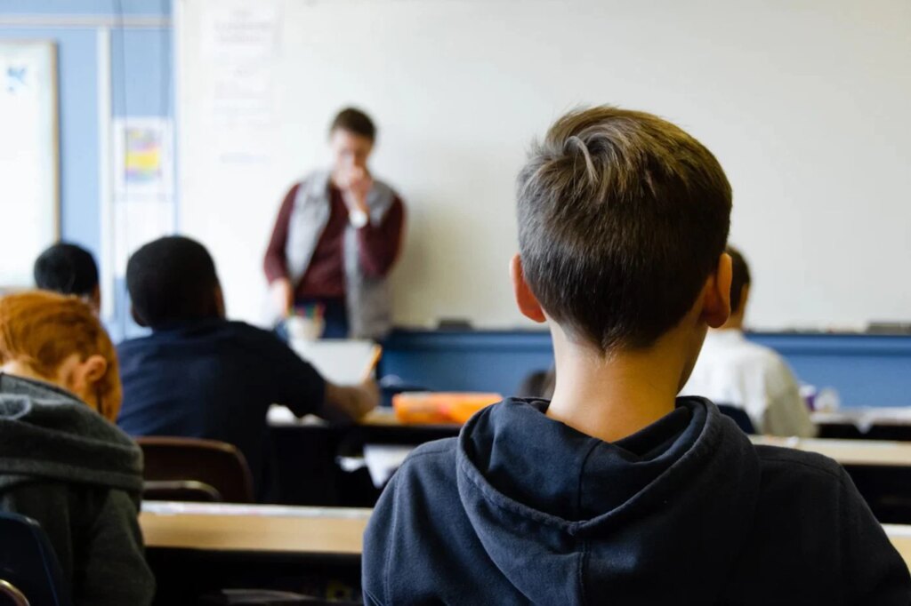 Des milliers de cyberattaques ciblent écoles et universités, perturbant la rentrée scolaire.