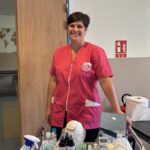 Des soins beauté pour les sans-abri au centre de santé Forbin à Marseille.