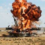 L’URSS déclenche la plus grande explosion non nucléaire de l’histoire à Baïkonour.