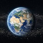 L’armée américaine a déployé un satellite en 1963 qui orbite toujours autour de la Terre.