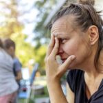 Les vacances augmentent la fatigue des parents, selon une étude sur le bien-être familial.