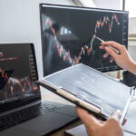 ETF actif ou passif : critères de choix pour un PEA en France.