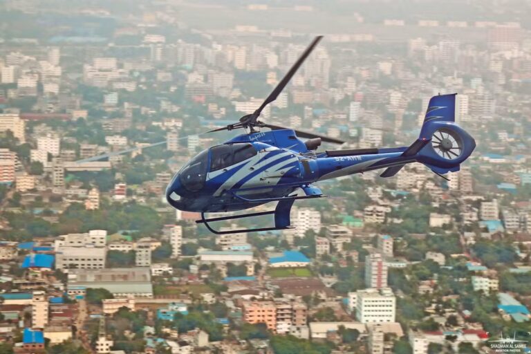 Un hélicoptère transportant des touristes s’écrase au Kenya, entraînant la mort de tous les occupants.