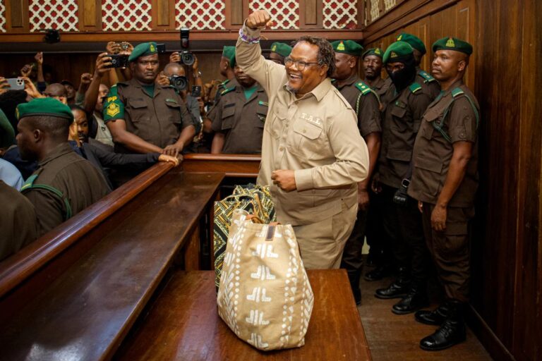 Tanzanie : le tribunal valide la poursuite du procès pour trahison de l’opposant Lissu