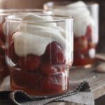 Recette traditionnelle de fraises Romanoff : un dessert classique apprécié en France
