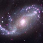 La NASA dévoile des observations de 16 galaxies, révélant des collisions et des trous noirs.