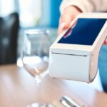 L’Horeca belge critique le pourboire électronique : peu de bénéfices pour les serveurs
