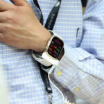 Huawei présente la Watch D3, montre connectée médicale avec mesure de pression artérielle précise.