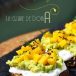 Tartines de crème de chèvre, avocat et mangue : une nouvelle tendance culinaire en restauration.