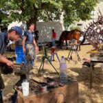 Les artisans d’art à Tusson valorisent leur savoir-faire et redéfinissent l’art du geste.