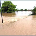 Fortes pluies à Ballou isolent le village et coupent l&rsquo;accès au poste de santé.