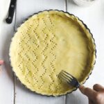 Recette de la pâte brisée de Philippe Etchebest pour des préparations culinaires variées