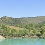 Accidents au lac de Peyrolles-en-Provence : analyse de la malédiction évoquée.