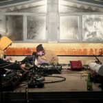 La Digue Records dévoile des musiques expérimentales à Arles pour promouvoir des artistes émergents.