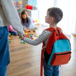 Les erreurs courantes des parents français lors de la rentrée scolaire et leurs conséquences.