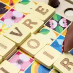 Letter Up : un jeu de société innovant alliant stratégie et créativité.