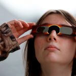 Éclipse solaire : 3 méthodes maison pour observer sans lunettes en toute sécurité