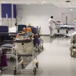 Canicule : les hôpitaux publics recrutent des étudiants en médecine pour renforcer leurs équipes.