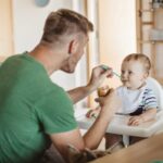 Introduction des petits pots pour bébé : recommandations et limites d&rsquo;âge en France.