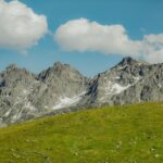 Deux hommes foudroyés lors d’une randonnée dans les Pyrénées, état critique pour l’un d’eux.