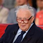Mort de Philippe Bouvard : Dominique et Nathalie, ses filles journalistes, évoquent leur parcours.