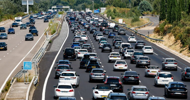 Circulation saturée : 4 h 10 pour relier Lyon sud à Orange ce samedi noir des départs.