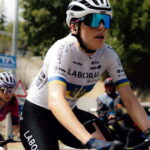Yuliia Biryukova, cycliste ukrainienne, envoie des messages à son frère au front.