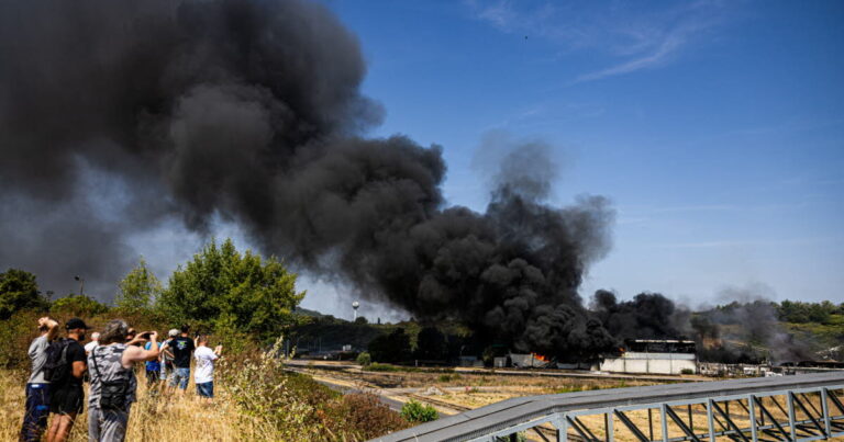 Incendie sur un site Seveso en Moselle : 30 000 habitants confinés par précaution