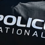 Un adolescent de 17 ans retrouvé mort à Nice, son père suspecté par les enquêteurs.