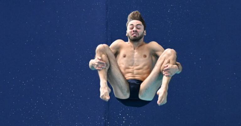 Jules Bouyer remporte la médaille d’argent en plongeon à 3 m aux Championnats d’Europe.