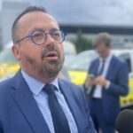 Incendie de forêt lié à un mégot : Yannick Neuder propose une taxe sur les cigarettes