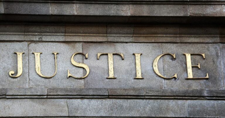 Reconnaissance du préjudice d’anxiété dans une affaire de crime sériel en France.