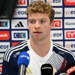 Championnats d’Europe de natation : Marchand se retire des épreuves de 200 et 400 m quatre nages.