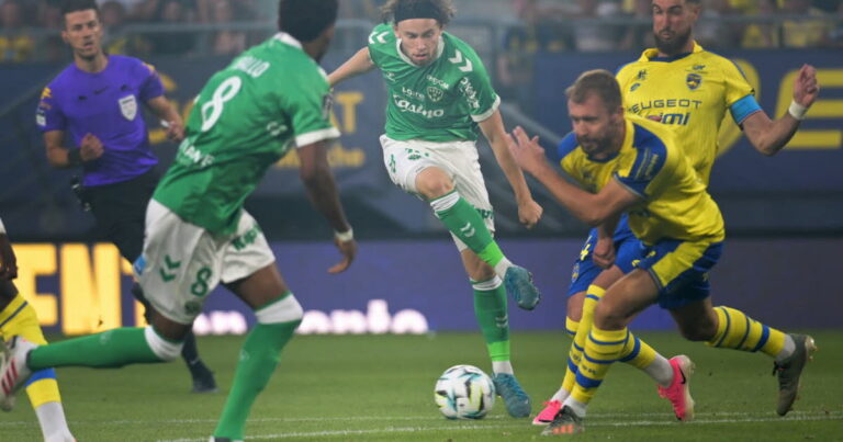 L’ASSE démarre la saison de Ligue 2 avec des performances encourageantes sur le terrain.