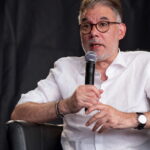 Olivier Faure critique Macron pour son séjour à Brégançon en pleine canicule.