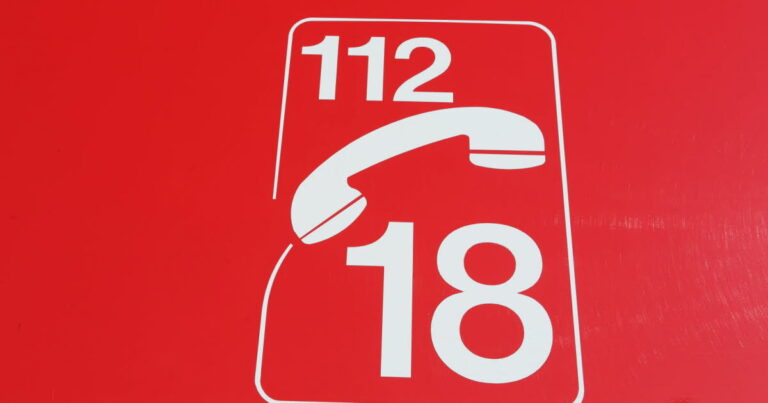 Accident de minibus en Drôme : un homme grièvement blessé après l’impact d’un capot.