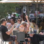 Restauration à Strasbourg : la canicule réduit l’attrait des terrasses et augmente les demandes de climatisation.