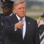 Trump signe un accord avec le Venezuela pour contrôler les réserves de pétrole américaines.
