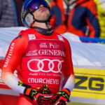 Marco Odermatt renonce au stage en Amérique du Sud après une blessure, saison incertaine.