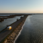 Arles : exploration des réserves de salins et du charme de la Camargue.