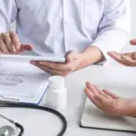 La chaleur estivale entraîne une décompensation psychologique, explique un psy.