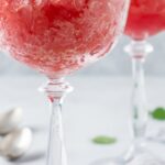Recette de granité fraise-basilic réalisée avec le Ninja Slushi pour un été rafraîchissant