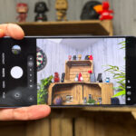Samsung annonce une mise à jour pour corriger le bug de l’écran rouge du Galaxy S26 Ultra.