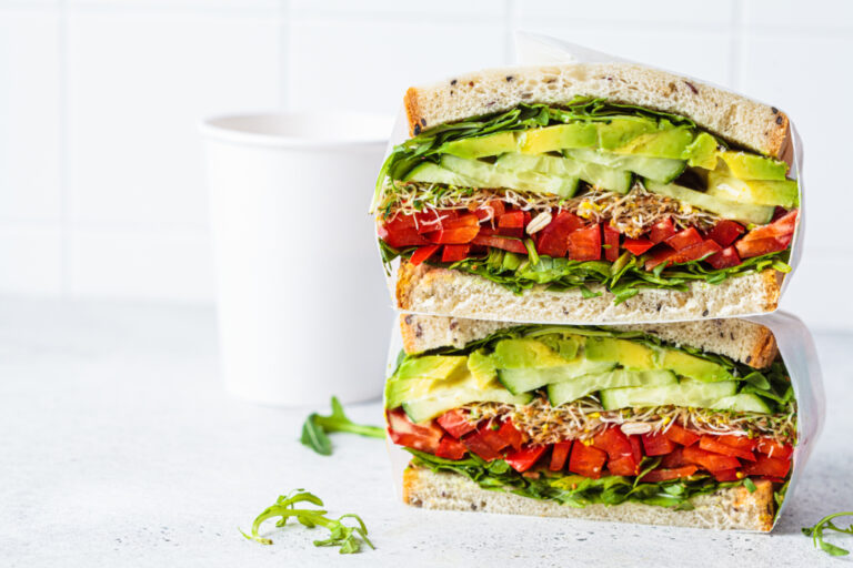 Le Sandwich végétalien gagne en popularité dans les restaurants français.