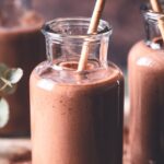 Recette de smoothie chocolat, banane et beurre de cacahuètes à préparer en 10 minutes