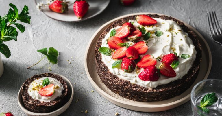Recette de tarte aux fraises sans cuisson : une alternative simple pour les pâtissiers amateurs