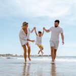 Les enfants retiennent trois leçons essentielles des vacances, selon une étude récente.