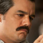 Wagner Moura, acteur brésilien, attire l&rsquo;attention d&rsquo;Hollywood avec des rôles variés.