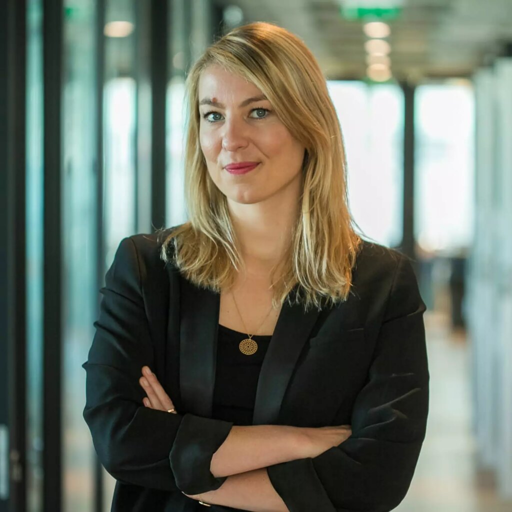 L’introduction de l’IA dans la gestion améliore la productivité des managers.