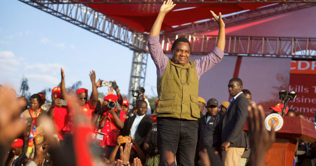 Zambie : le président Hakainde Hichilema modifie sa position sur la gouvernance économique.